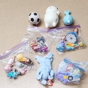 Kids Toys (Figures, Plushies And Squishies)